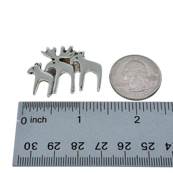 Vintage R Tennesmed Sterling Silver Moose Family Herd Bull Cow Calf Pin Brooch - Picture 6 of 6